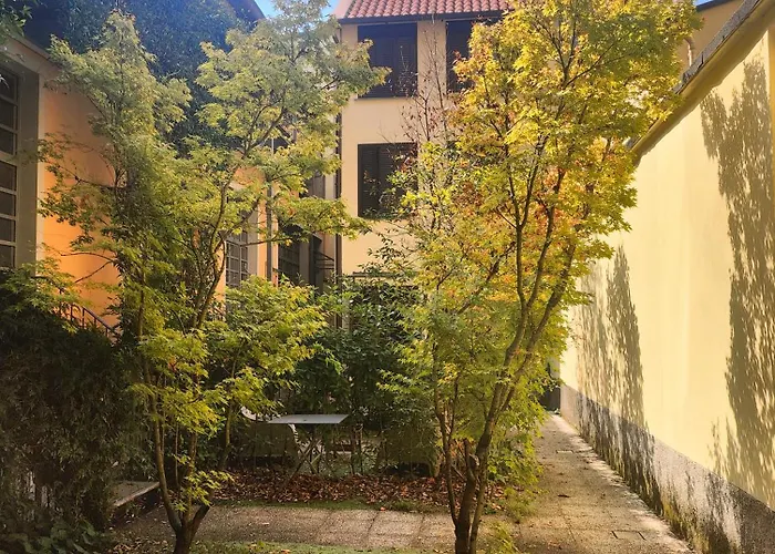 Appartement à 2 Chambres à Coucher
